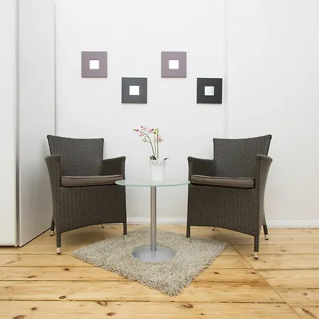 In Pankow Apartment *